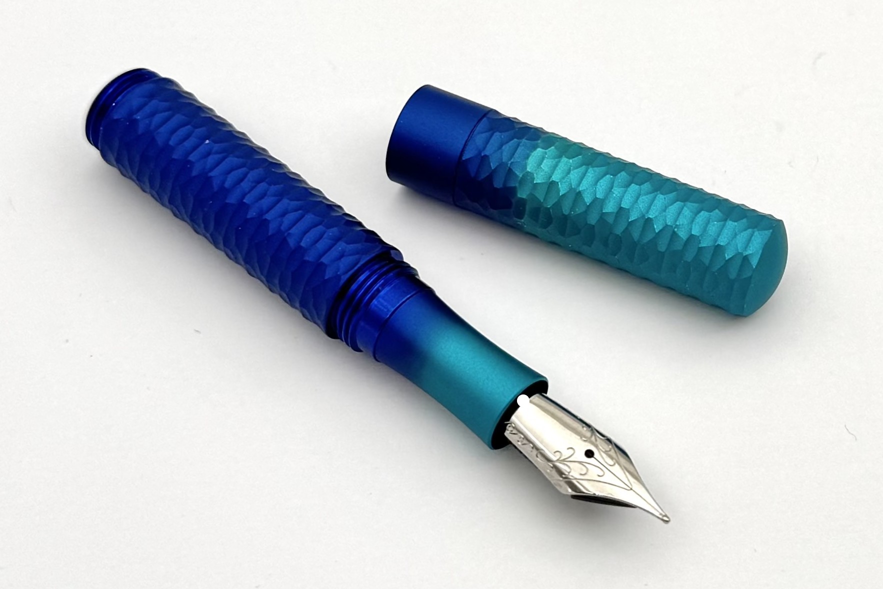 SchonDSGNAnodizedAluminumDeepWatersFacetedPocketSixFP_A